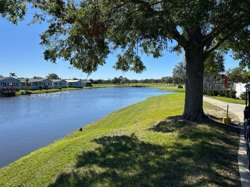 68 Cypress Loop a Lake Alfred, FL Mobile or Manufactured Home for Sale